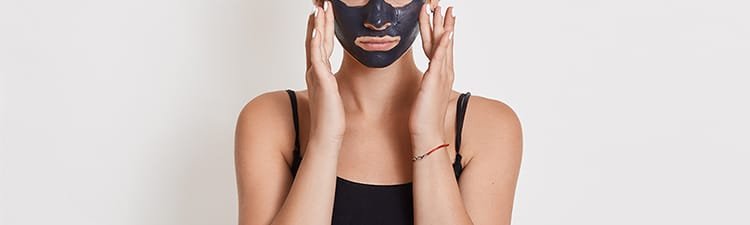 Produk Anti Aging: Hambat Penuaan Kulit Dari Sekarang