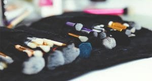 Mengenal Tahapan Makeup buat Kamu yang Masih Pemula
