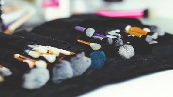 Mengenal Tahapan Make Up buat Kamu yang Masih Pemula