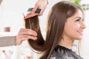 Ketahui Dampak Mewarnai Rambut Bagi Kesehatan Tubuh