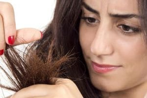 Penyebab dan Cara Perawatan Rambut Kering dengan Benar
