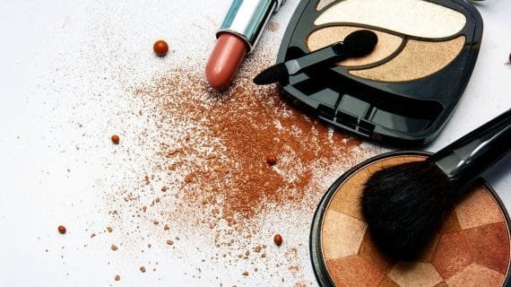 Ketahui Masa Kadaluarsa Make Up, Agar Tidak Bermasalah