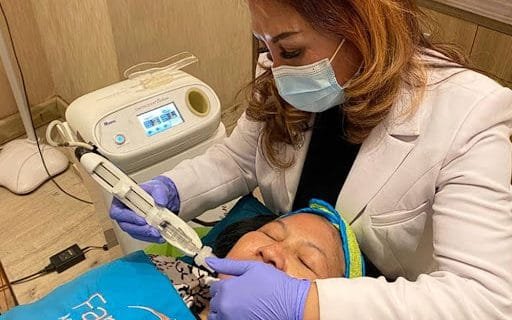 Kerutan Wajah Bikin Tampak Tua? Coba Cara Ini, Hasilnya Bikin Pangling!