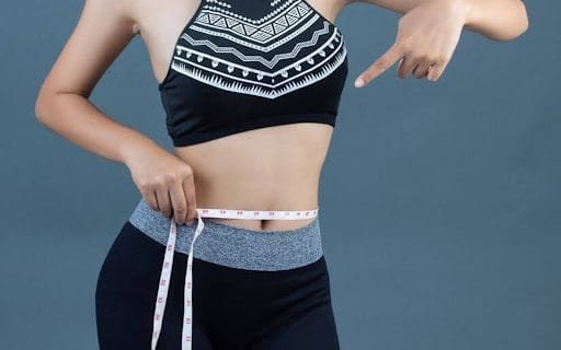 Ingin Perut Rata? Ini Kombinasi Antara Olahraga, Makan Sehat & Perawatan