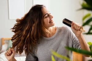 Lakukan 8 Cara Ini untuk Mendapatkan Rambut Lebat dan Sehat