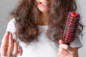 Cara Merawat Rambut Rontok Setelah Melahirkan: Panduan Lengkap dan Aman untuk Ibu Baru